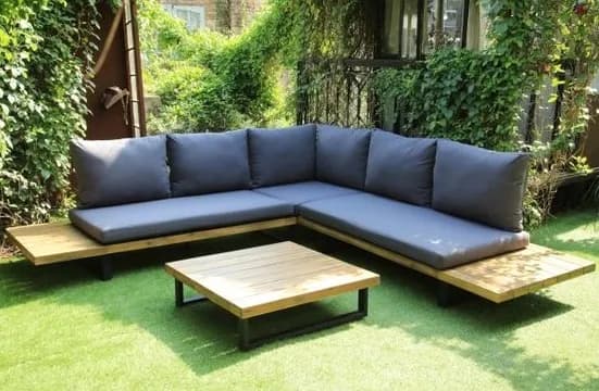 Jak stworzyć tanie i stylowe meble ogrodowe DIY, które zachwycą